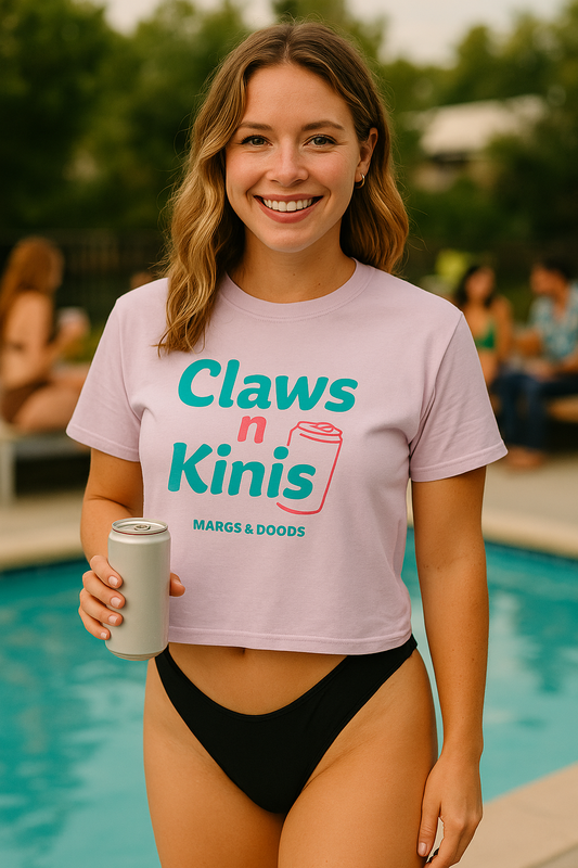 claws n kinis boxy tee